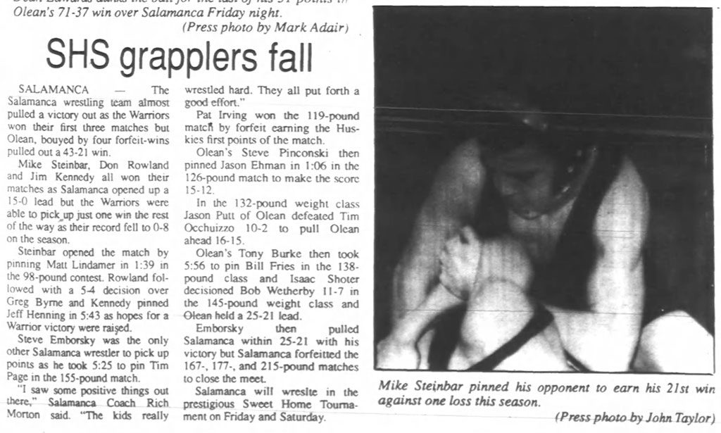 Salamanca grapplers fall