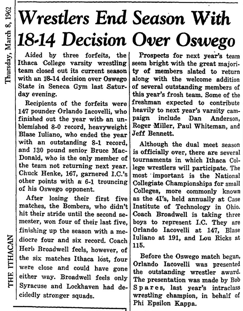 Ithaca Wrestlers End Season With 18-14 Decision Over Oswego