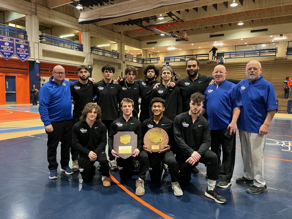 T-Wolves win 27th regional title