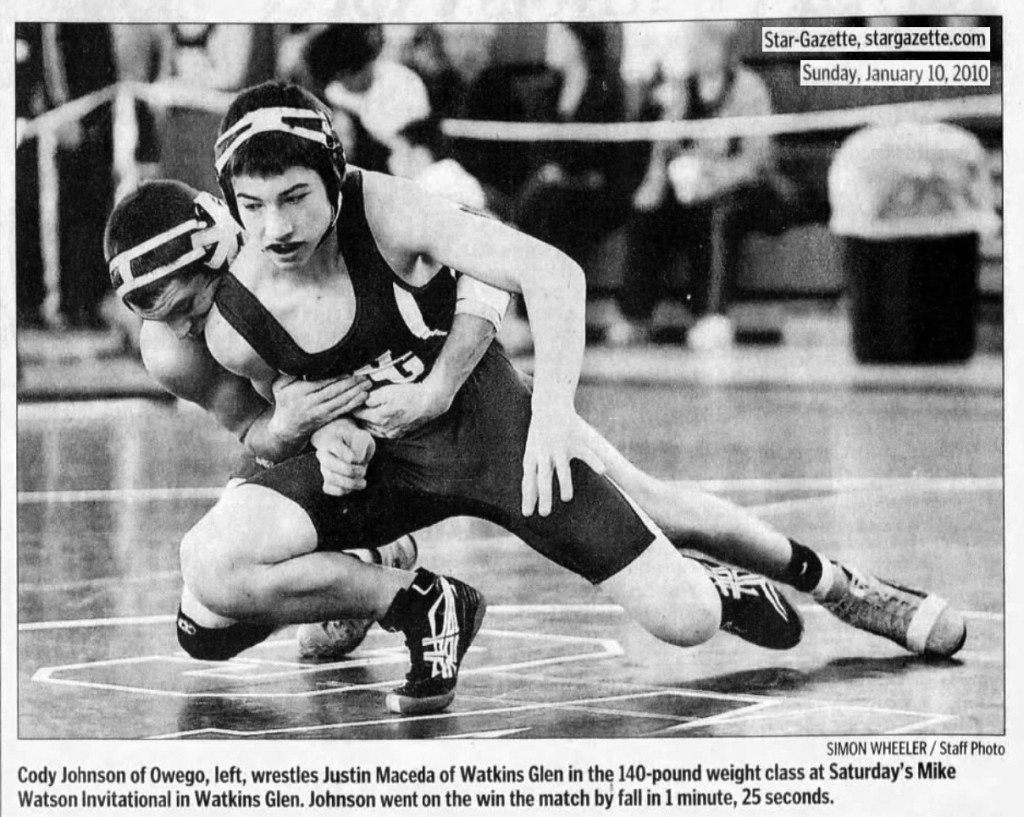 Cody Johnson wrestles Justin Maceda