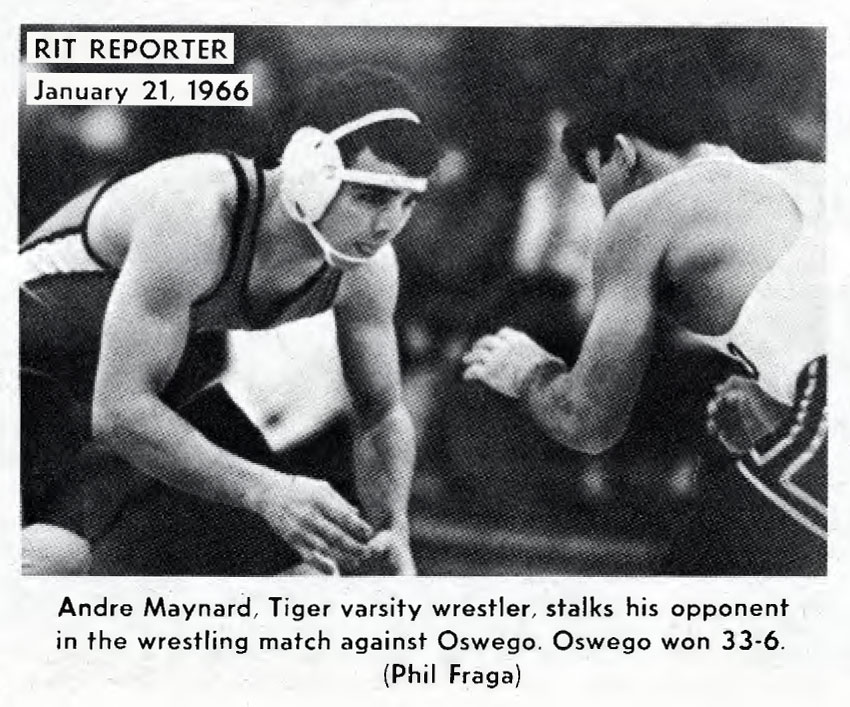 Oswego grapplers pin Tigers in 33-6 decision